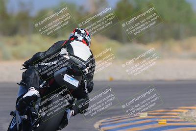 media/Sep-25-2023-Moto Forza (Mon) [[81ffa65e0a]]/B-C Group/Session 4 (Turn 2 Backside)/